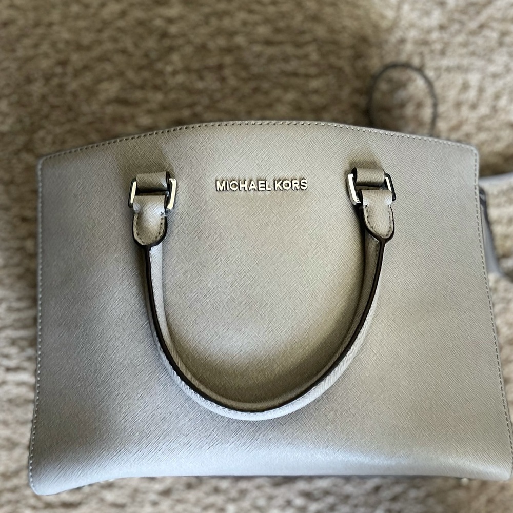 Michael Kors bag w/wallet